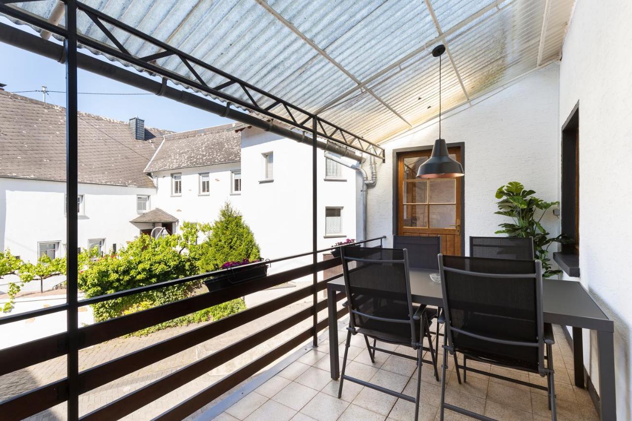 Ferienwohnung Haus Junge Traube Bruttig-Fankel Exterior foto